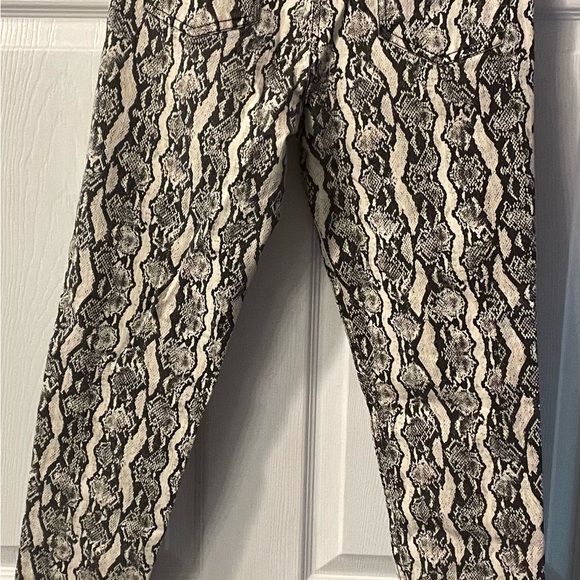 MULTICOLORED PANTS SIZE 3 FROM TARGET - Picture 4 of 5